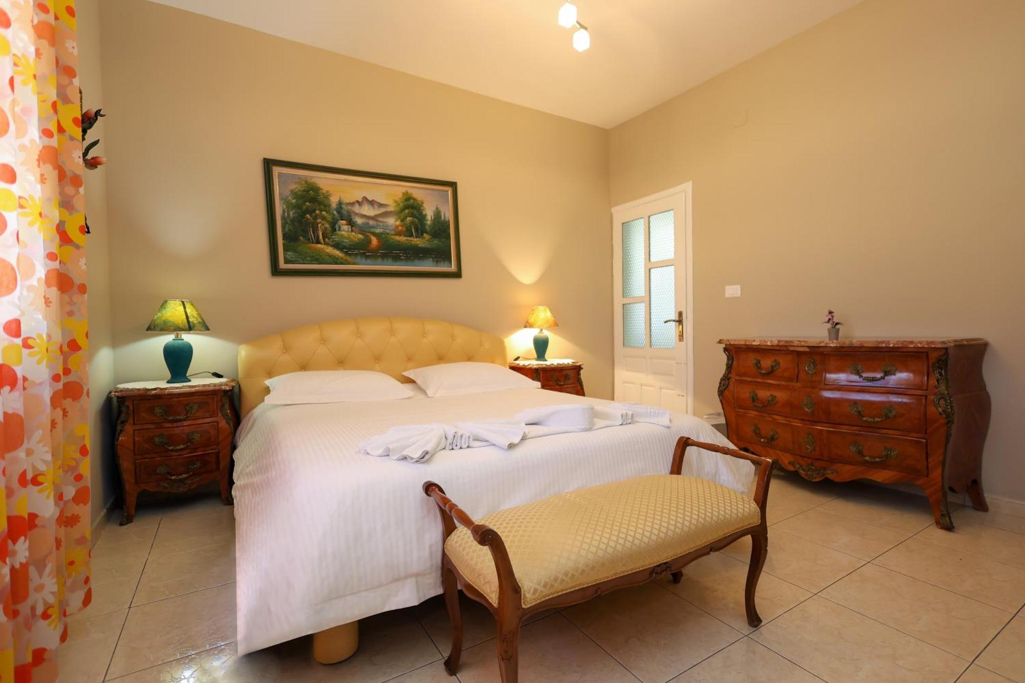 Apartaments Mimani 2 Berat Zimmer foto