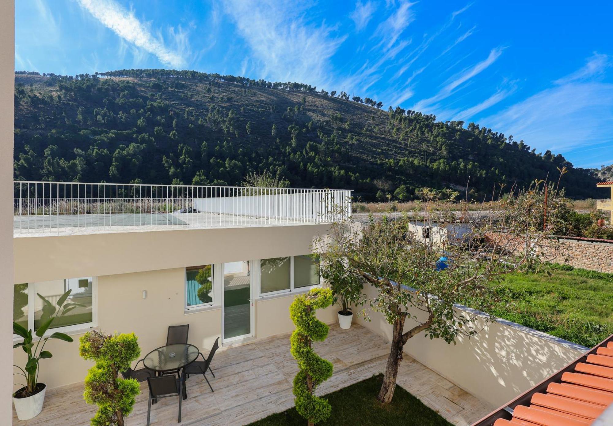 Apartaments Mimani 2 Berat Zimmer foto